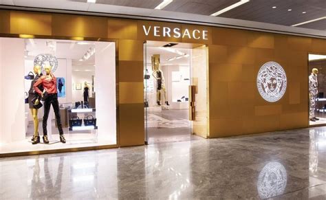 marketing mix versace|versace pricing strategy.